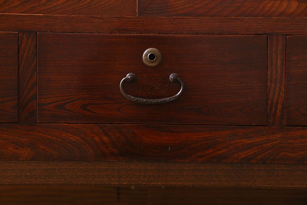アンティーク家具　前面欅材!漆塗りが美しい時代箪笥ローボード(収納棚、戸棚)