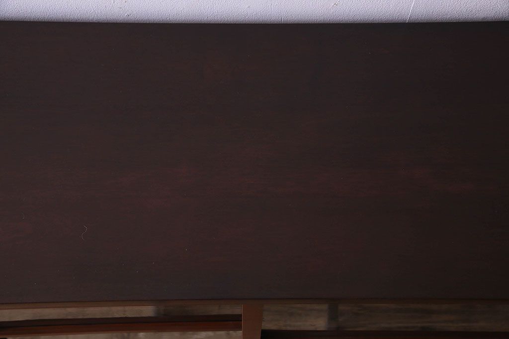 アンティーク家具　和製アンティーク　格子引き戸が印象的な収納棚(戸棚、食器棚、飾り棚)