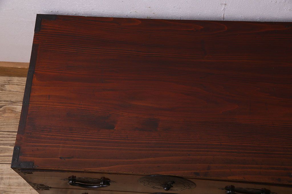アンティーク家具　前面栗材　漆塗り!桜丸金具の時代箪笥ローボード(米沢箪笥、衣装箪笥、引き出し、テレビ台)(1)