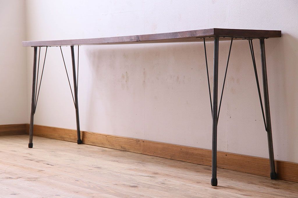アンティーク家具　和製アンティーク　楠の木一枚板　鉄脚テーブル(アイアンテーブル、作業台、花台)