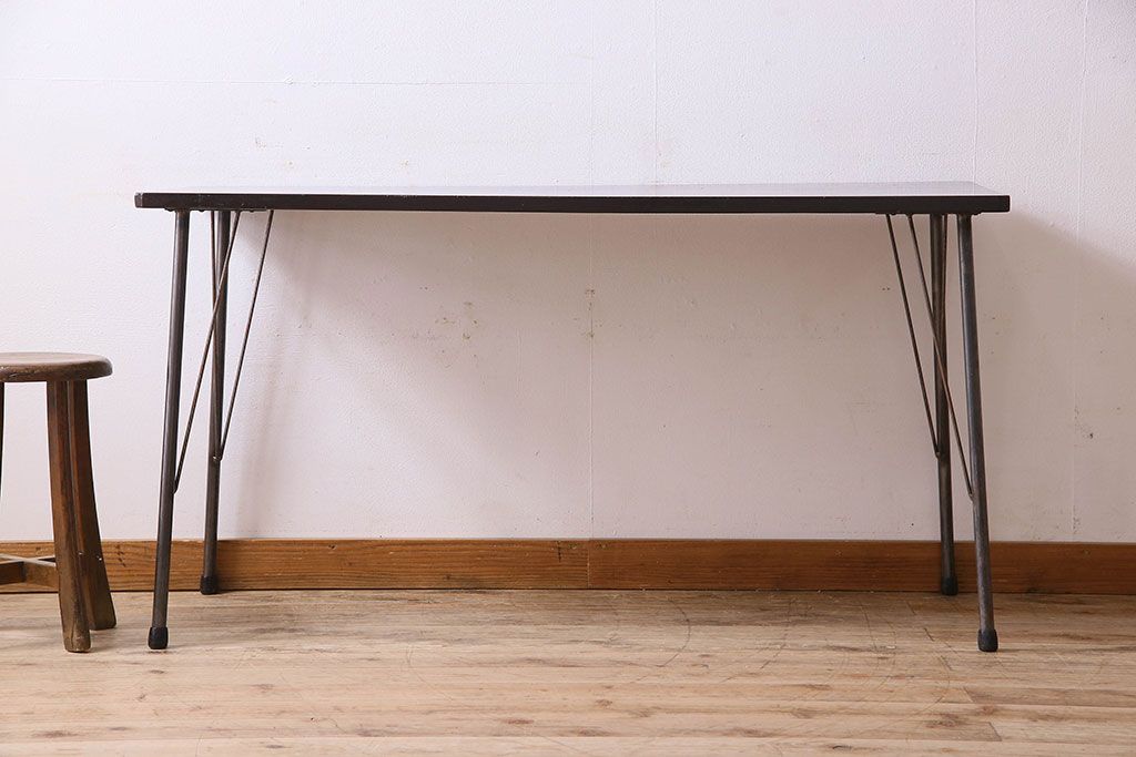 アンティーク家具　 和製アンティーク　朴の木材　鉄脚テーブル(アイアンテーブル、作業台、花台)