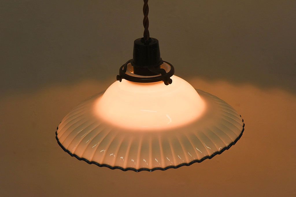 昭和レトロ 小ぶり 電笠 電傘 ランプシェード ガラス 水色
