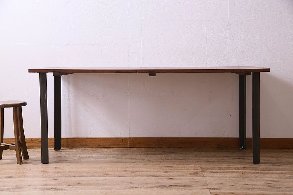 アンティーク家具　和製アンティーク　古材使用　欅材の鉄脚テーブル(作業台)(2)