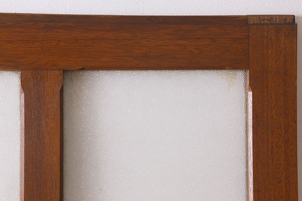 シンプルな魅力　ラワン材製　昭和レトロのガラス引き戸