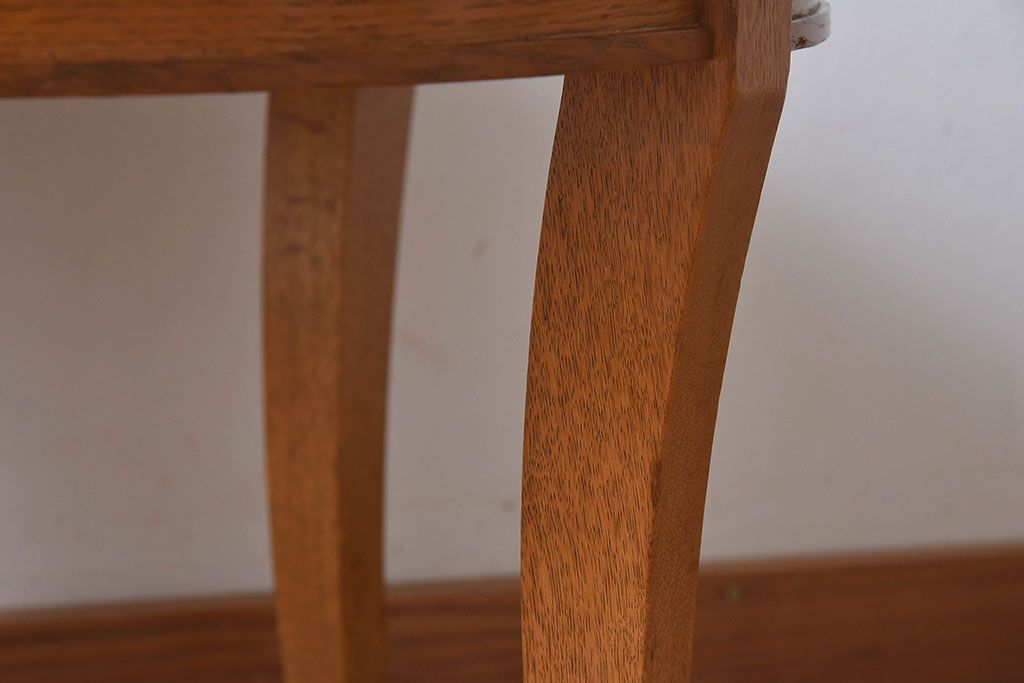 アンティーク雑貨　中古　天童木工　上品なデザインのラウンドテーブル(センターテーブル、コーヒーテーブル、サイドテ  ーブル、丸テーブル、花台)(4)