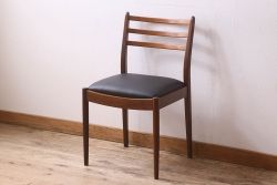 北欧家具　G-PLAN(ジープラン)　チーク材　 シックな色合いのチェア(椅子・ダイニングチェア・ワークチェア)(1)