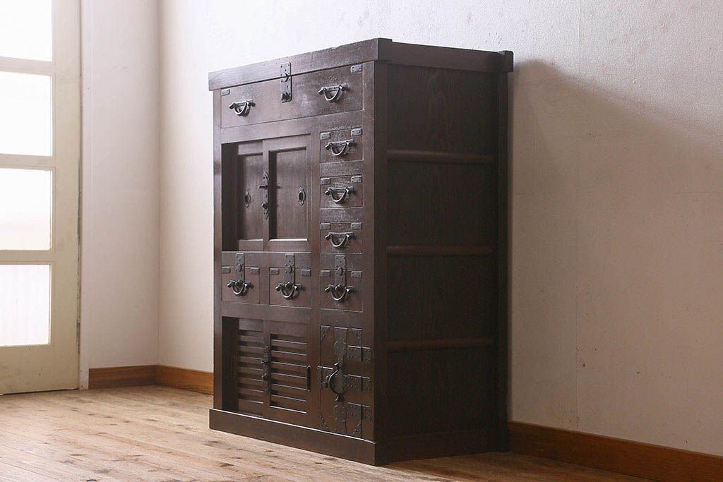 アンティーク家具　明治期!重厚感漂うヒノキ材製の関西帳場箪笥(収納棚・キャビネット)