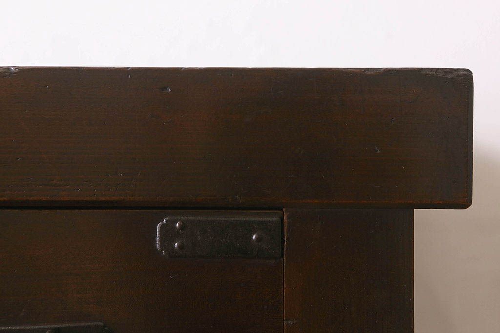アンティーク家具　明治期!重厚感漂うヒノキ材製の関西帳場箪笥(収納棚・キャビネット)