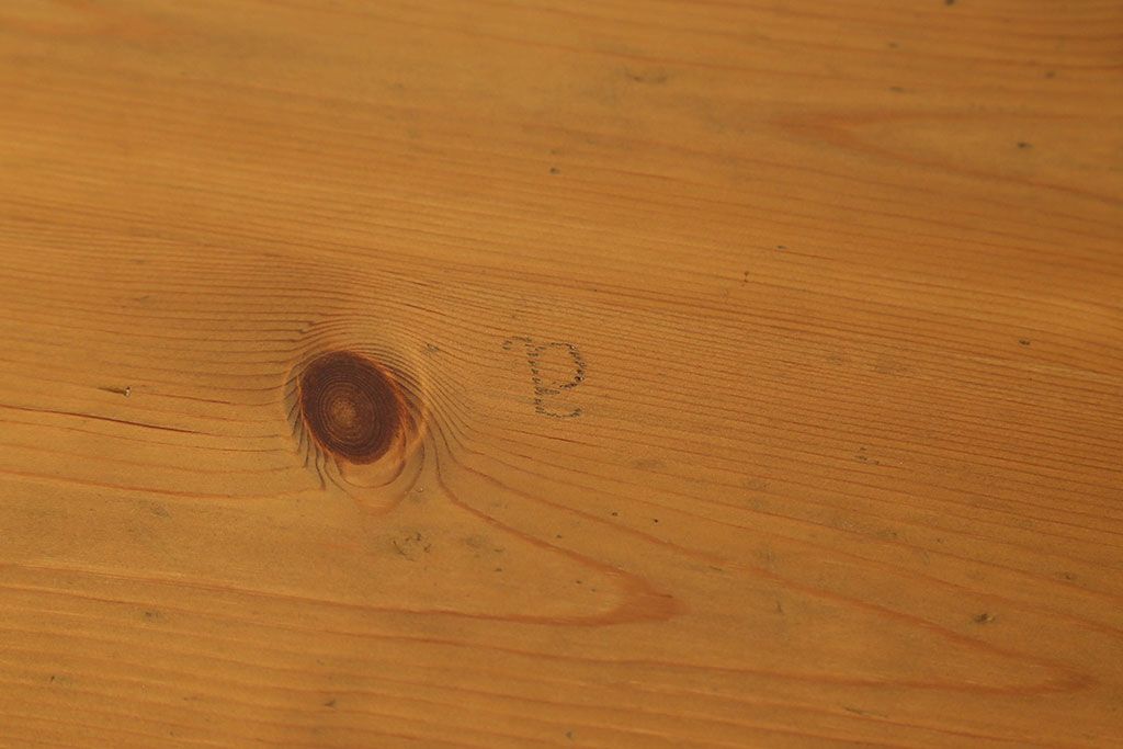 ブランド家具　中古　ペニーワイズ　引き出し付　温もりを感じるダイニングテーブル(机、リビングテーブル)