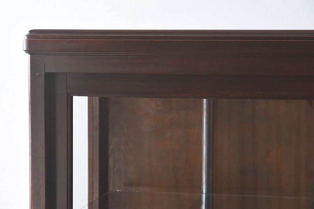 アンティーク家具　大正ロマン　カバ材　深みのある色合いが上品なアンティークガラスケース(ショーケース、飾り棚、陳列棚)