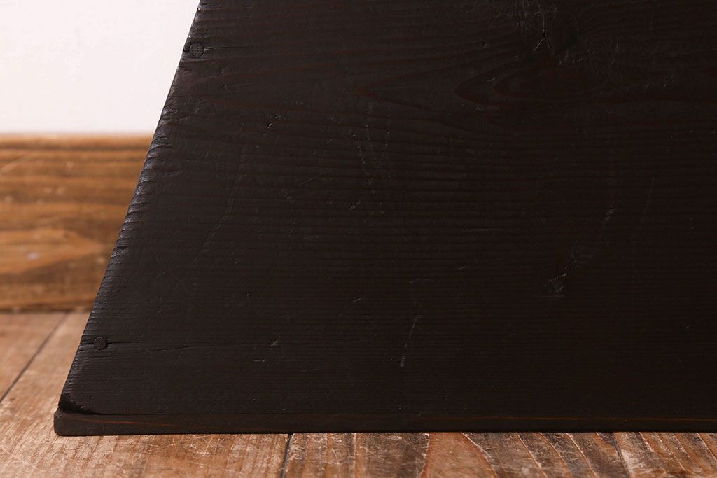 アンティーク雑貨　明治〜大正期　松材　木の質感が味わい深い　和製アンティークの踏み台(飾り台)(2)