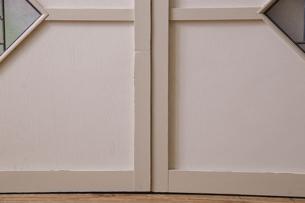 ペイント建具　優しい色合いが素敵な引き戸(窓、仕切り戸)2枚セット