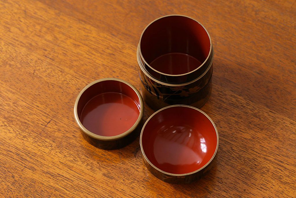 アンティーク雑貨　明治期　松竹梅鶴亀図　木製重香合・蒔絵(小物収納箱、茶道具)