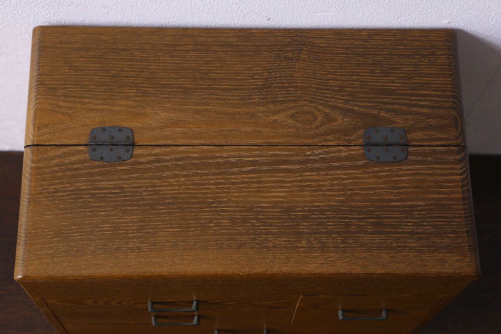アンティーク雑貨　昭和レトロ　美品　木の色合いが魅力的な桑材の針箱(裁縫箱、収納箱、小引き出し)