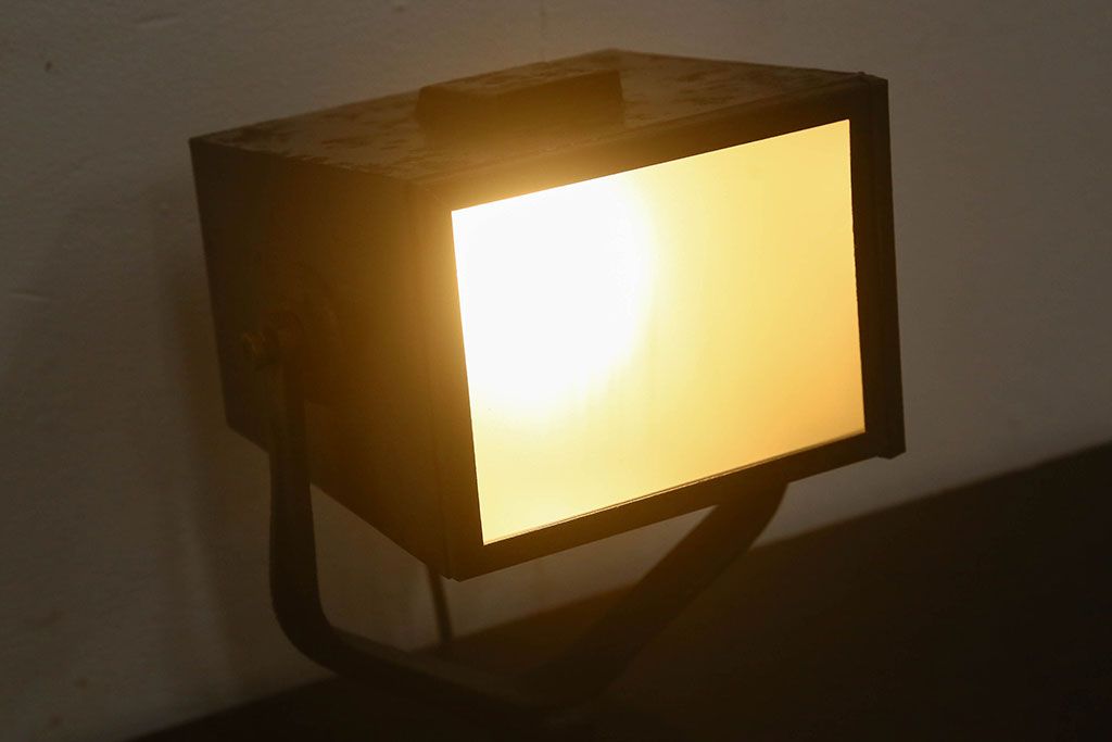 ビンテージ　レアもの　理研　味のある質感の暗室ランプ(デスクスタンド)