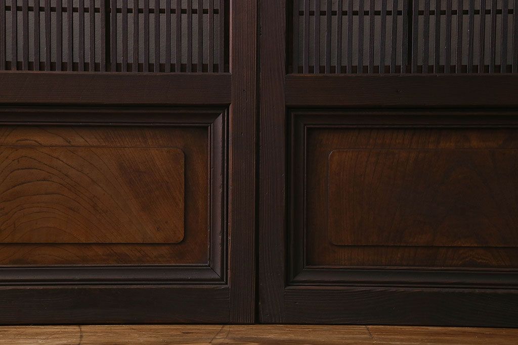 【I様ご成約済み】和製アンティーク　細かな格子のデザインが美しい裏障子付き格子戸(建具、引き戸)4枚セット