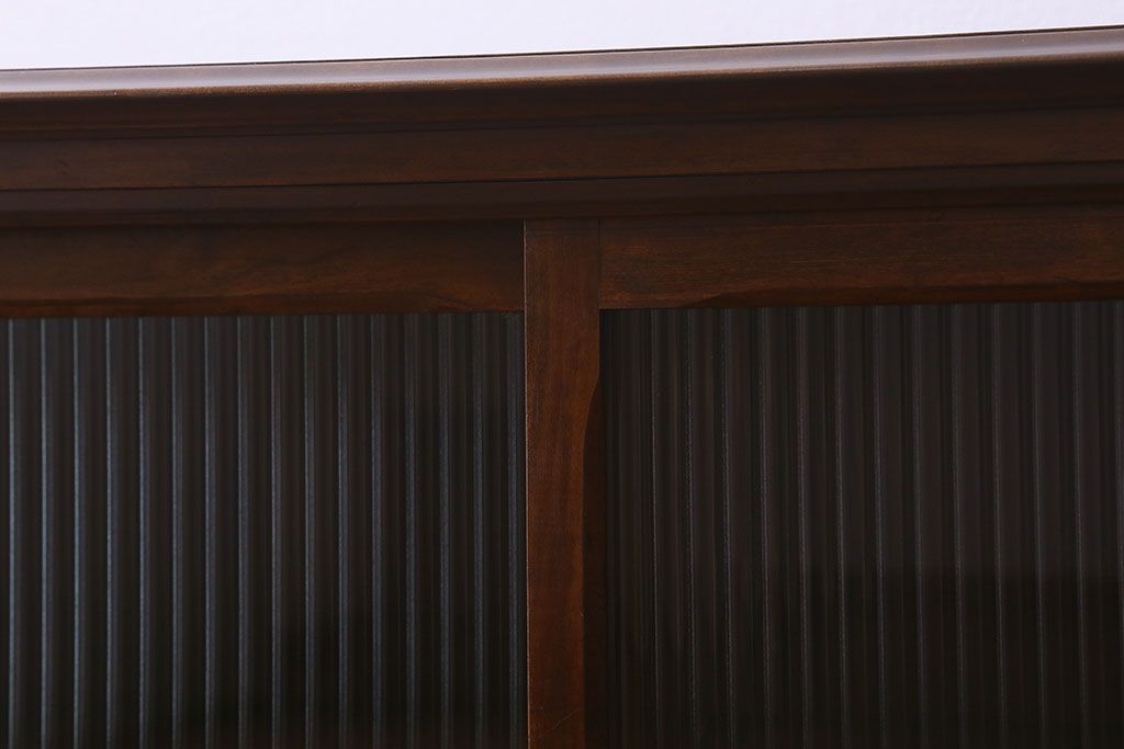 【M様ご決済用】大正ロマン　レトロなガラス入り!小振りなアンティーク戸棚(収納棚、食器棚、本箱)