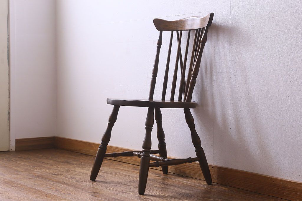 ヴィンテージ家具　ビンテージ　上品な佇まいのスティックバックチェア(椅子、ダイニングチェア)(2)