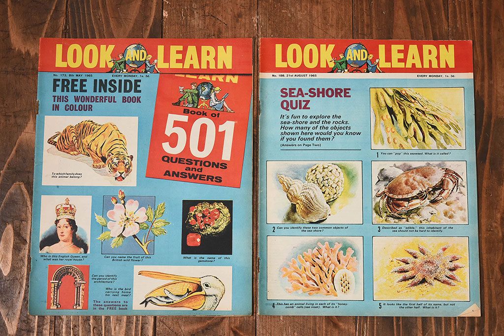 アンティーク雑貨　イギリス製　LOOK AND LEARN　ビンテージ雑誌(コミック、週刊誌)2冊セット