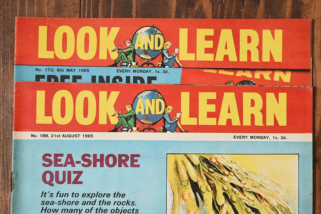 アンティーク雑貨　イギリス製　LOOK AND LEARN　ビンテージ雑誌(コミック、週刊誌)2冊セット