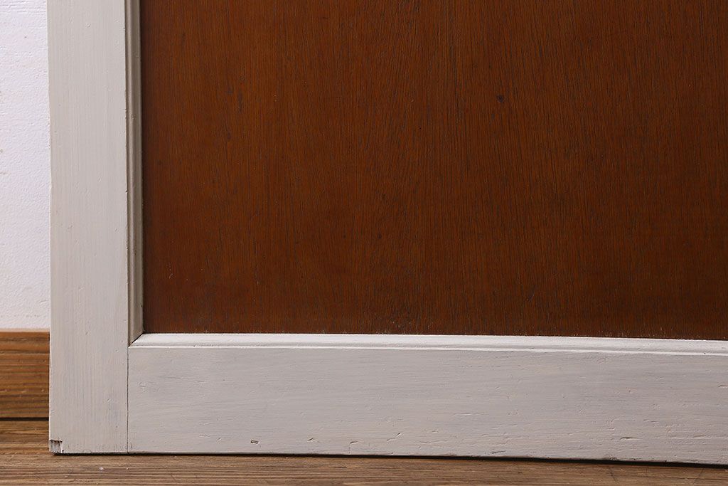ペイント建具　モールガラス入り　ナチュラルな雰囲気が魅力的な木製ドア(扉)