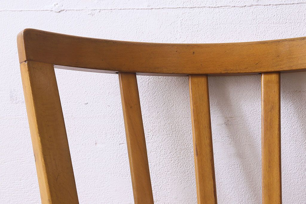 ヴィンテージ家具　イギリスビンテージ　温かみのある雰囲気漂うブナ材のチェア(椅子、ダイニングチェア)(1)