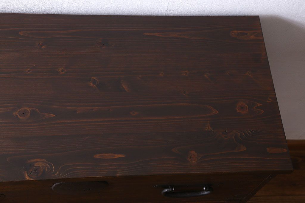 アンティーク家具　和製アンティーク　棚と脚付き!和モダンなチェスト(引き出し、衣装箪笥)