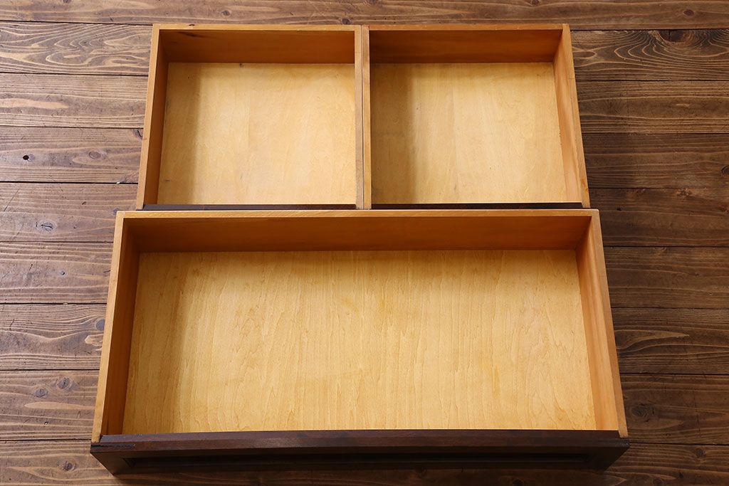 中古　松本民芸家具　503型　直線のデザインが目を引く整理箪笥(引き出し、衣装箪笥、チェスト)(定価約28万円)