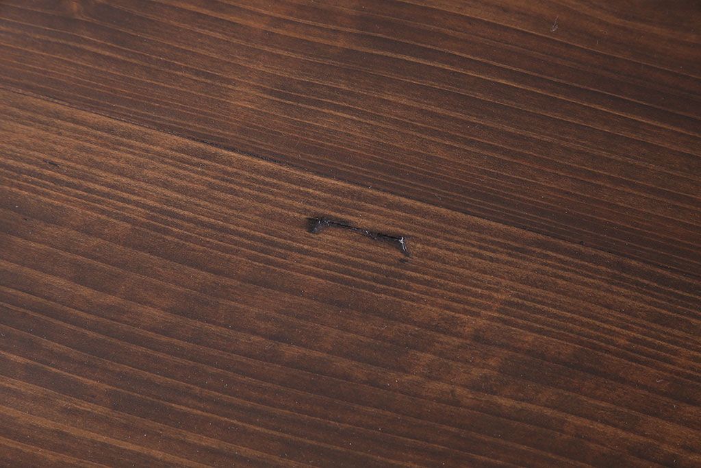 アンティーク家具　和製アンティーク　小振りなサイズが使いやすい　シックなデザインの戸棚(収納棚、本箱)