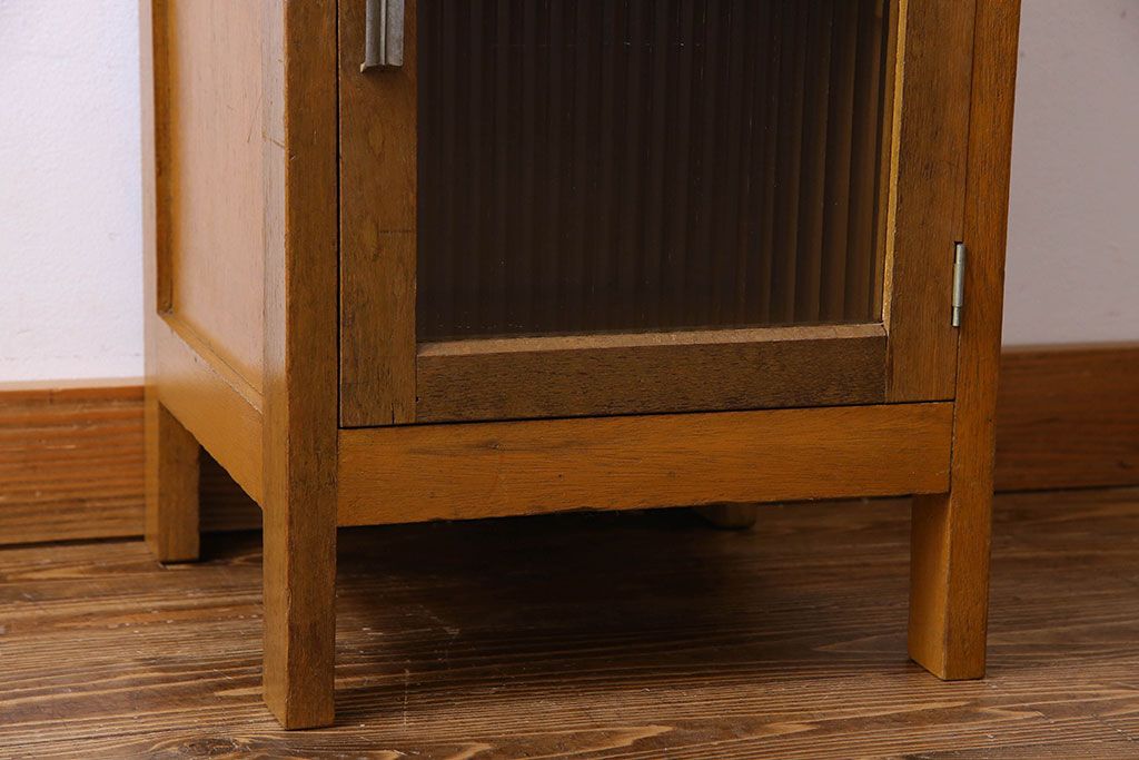 アンティーク雑貨　昭和レトロ　モールガラス使用　レトロな木製サイドキャビネット(サイドテーブル、収納棚、電話台、花台)