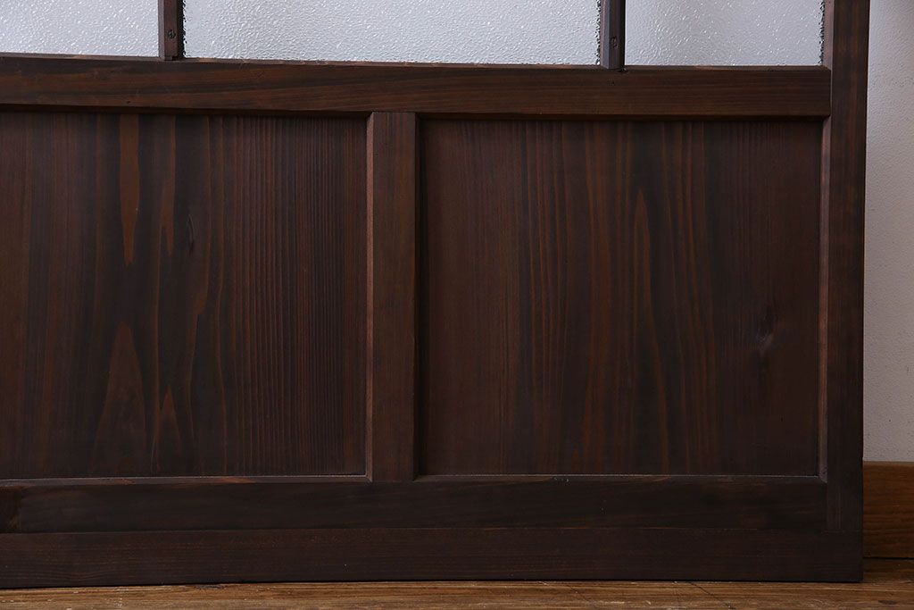 和製アンティーク　ダイヤガラス入り　モダンなデザインのガラス戸(引き戸、建具)