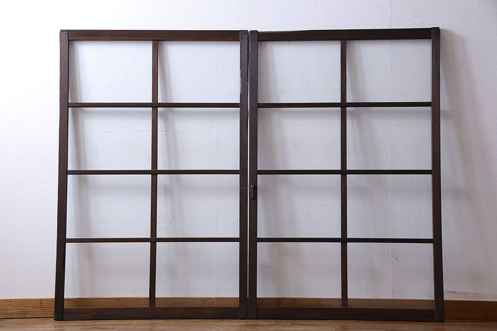 和モダンな古い木製のアンティークガラス戸(引き戸、建具、窓)2枚セット