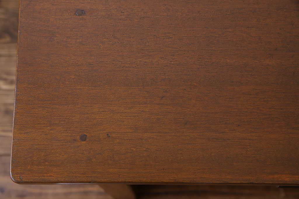 レトロ家具　昭和レトロ　木製　味わい深い質感の両面引き出しテーブル(ダイニングテーブル、作業台)