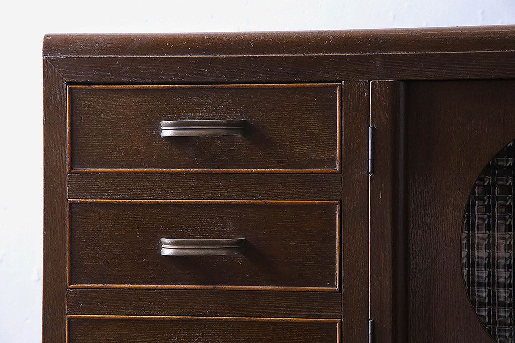 レトロ家具　昭和レトロ　チェッカーガラス入りのレトロなチェスト(タンス、衣装箪笥、引き出し、キャビネット)
