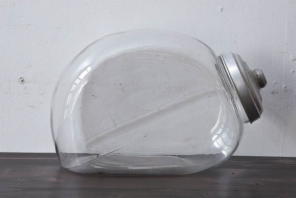 アンティーク雑貨　昭和レトロな古い蓋付きアンティーク猫瓶(ガラス瓶)(2)