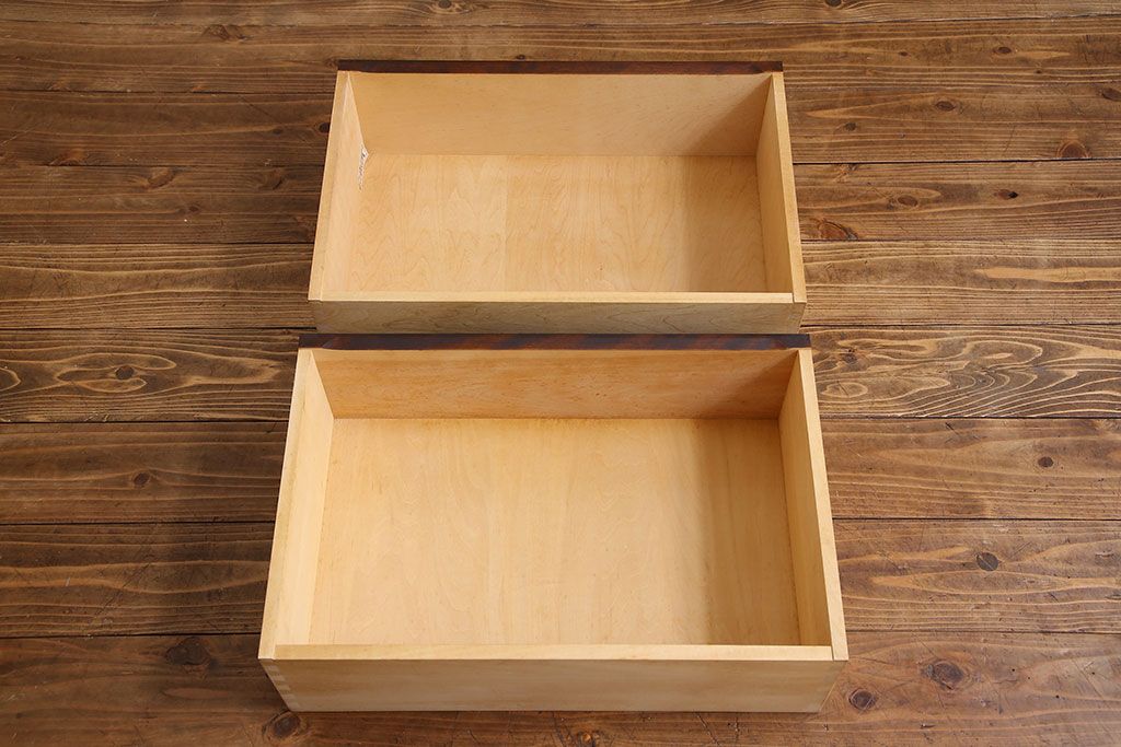 中古　美品　北海道民芸家具　落ち着いた色味のブックケース(本箱、収納棚、戸棚)(定価41万円)