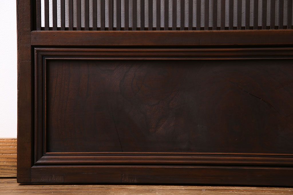 和製アンティーク　腰板ケヤキ材　モダンな雰囲気の裏障子付き帯格子戸(引き戸、建具)2枚組(2)
