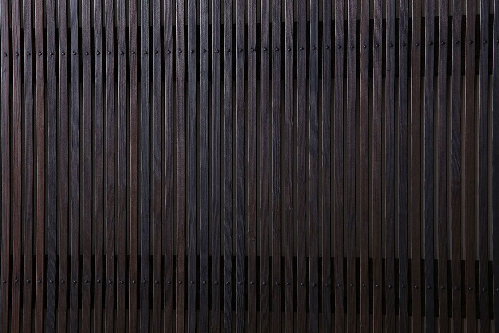 和製アンティーク　裏ガラス入り　細かな桟が美しい万本格子戸(引き戸、建具)2枚組(1)