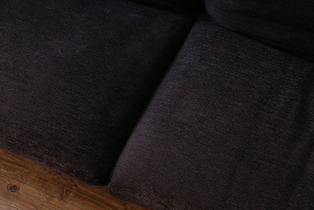 中古　Cassinaixc.(カッシーナイクスシー)　BOX sofa(ボックス ソファ)　2人掛けワイドアームソファ