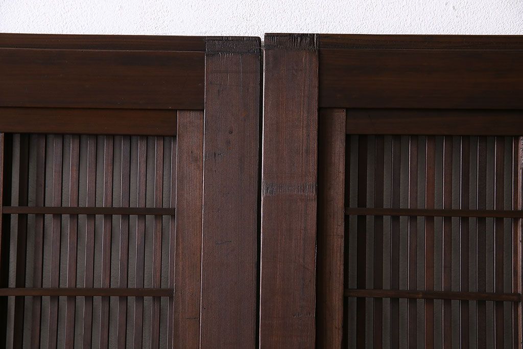 和製アンティーク　腰板ケヤキ材　細かな桟が美しい上質な裏障子付き格子戸(引き戸、建具)4枚セット
