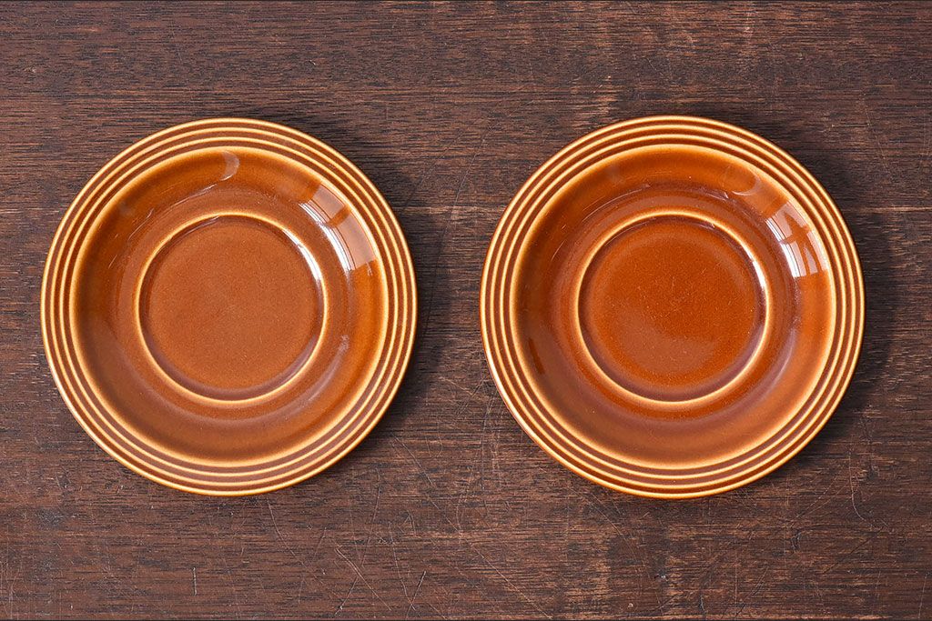 アンティーク雑貨　イギリスビンテージ　HORNSEA(ホーンジー)HEIRLOOM(エアルーム)シリーズ　カップ&ソーサー2客セット(洋食器)(1)