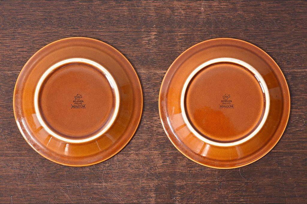 アンティーク雑貨　イギリスビンテージ　HORNSEA(ホーンジー)HEIRLOOM(エアルーム)シリーズ　カップ&ソーサー2客セット(洋食器)(1)