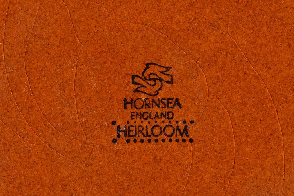 アンティーク雑貨　イギリスビンテージ　HORNSEA(ホーンジー)HEIRLOOM(エアルーム)シリーズ　カップ&ソーサー2客セット(洋食器)(1)