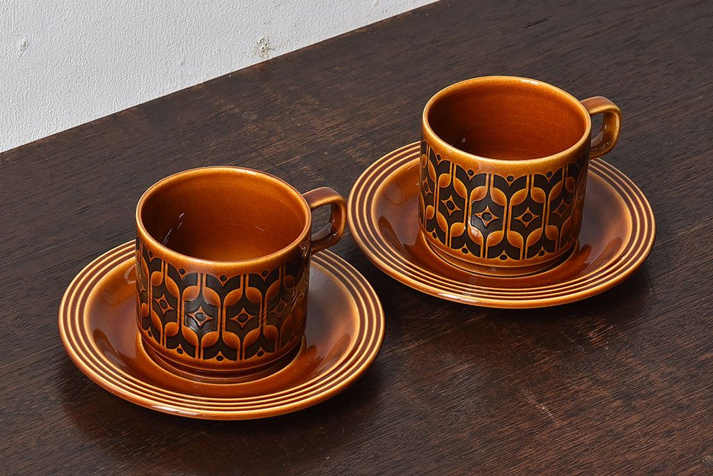 アンティーク雑貨　イギリスビンテージ　HORNSEA(ホーンジー)HEIRLOOM(エアルーム)シリーズ　カップ&ソーサー2客セット(洋食器)(2)