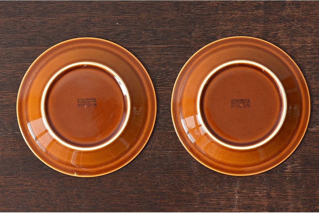 アンティーク雑貨　イギリスビンテージ　HORNSEA(ホーンジー)HEIRLOOM(エアルーム)シリーズ　カップ&ソーサー2客セット(洋食器)(2)