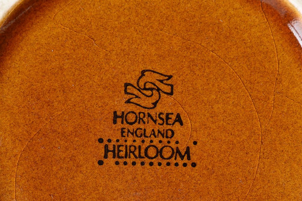 アンティーク雑貨　イギリスビンテージ　HORNSEA(ホーンジー)HEIRLOOM(エアルーム)シリーズ　カップ&ソーサー2客セット(洋食器)(2)