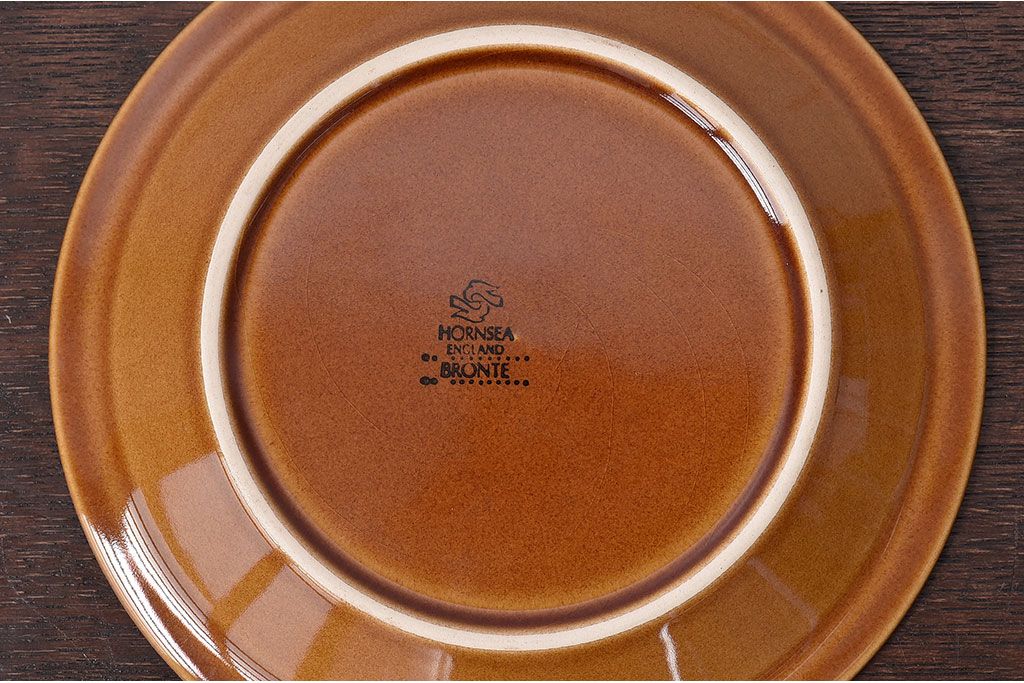 アンティーク雑貨　イギリスビンテージ　HORNSEA(ホーンジー)　BRONTE(ブロンテ)シリーズ　カップ&ソーサー&プレート2客セット(洋食器)(1)