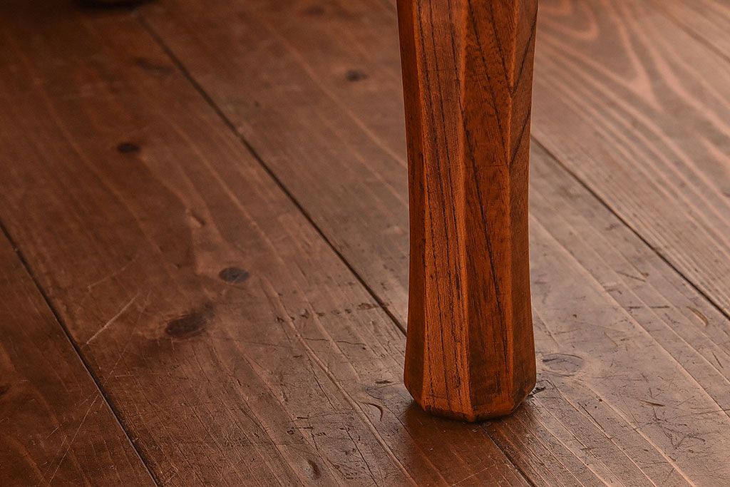 アンティーク家具　天板一枚板!総ケヤキ材のアンティーク角ちゃぶ台(座卓、ローテーブル)