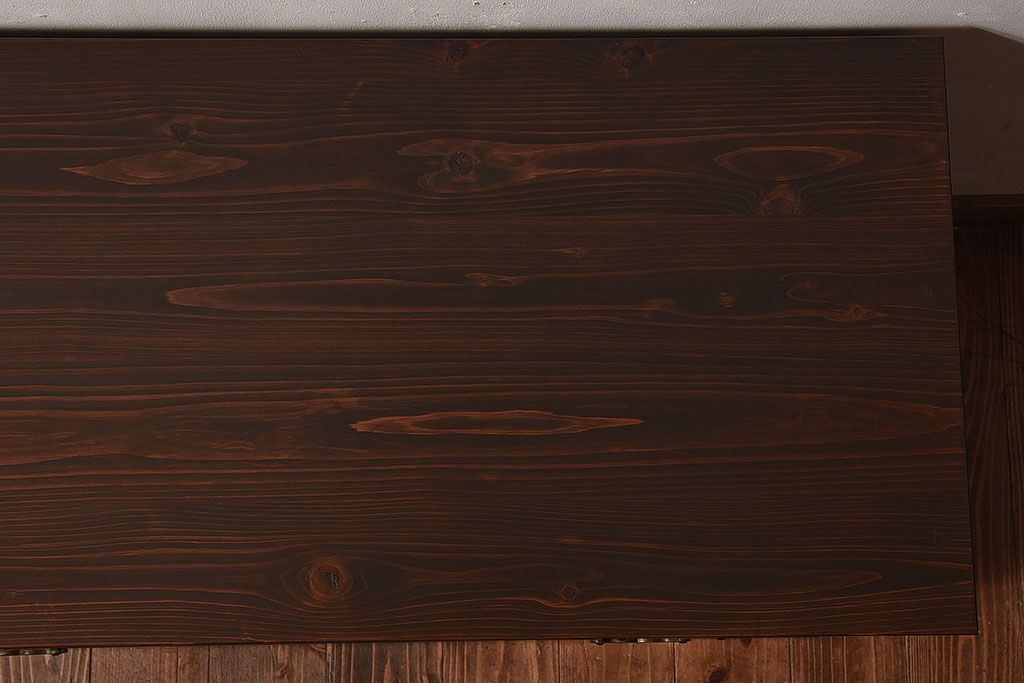 アンティーク家具　和製アンティーク　前面黒檀　落ち着いた雰囲気漂うタンスローボード(引き出し、テレビボード)