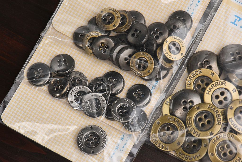 アンティーク雑貨　ビンテージ　レトロな雰囲気の古いボタンセット